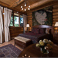 Romantic and intimate Maple en-suite